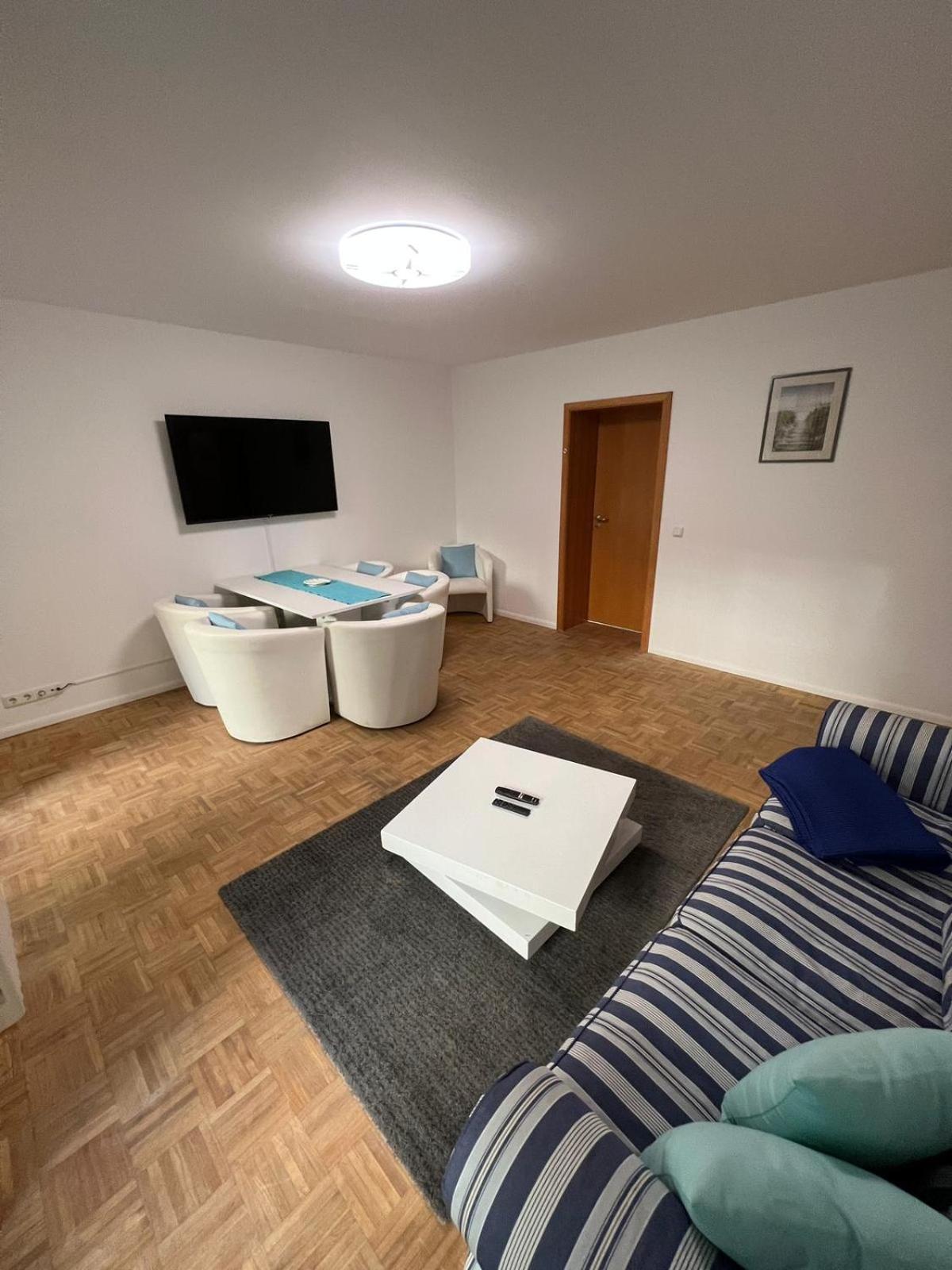 רוסטוק Apartment Bernstein Ruhig, Familienfreundlich Mit Garten מראה חיצוני תמונה