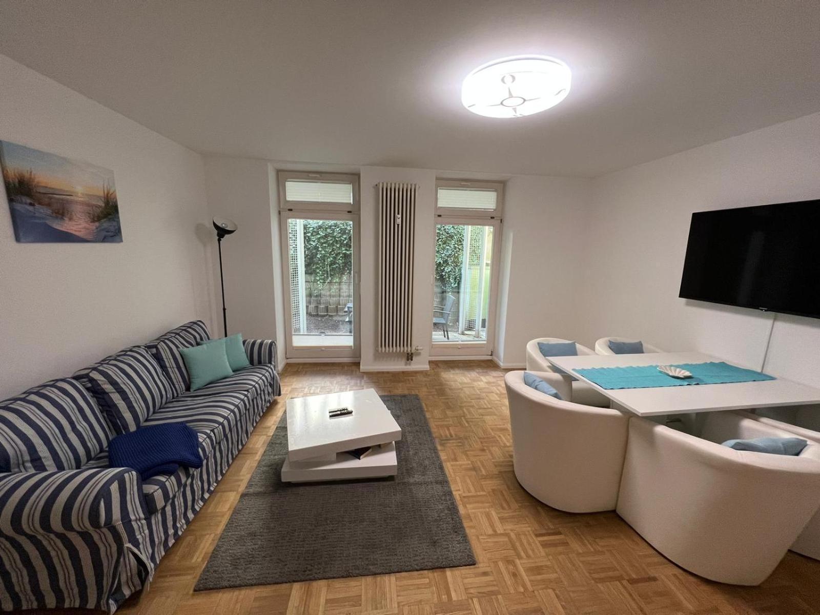 רוסטוק Apartment Bernstein Ruhig, Familienfreundlich Mit Garten מראה חיצוני תמונה